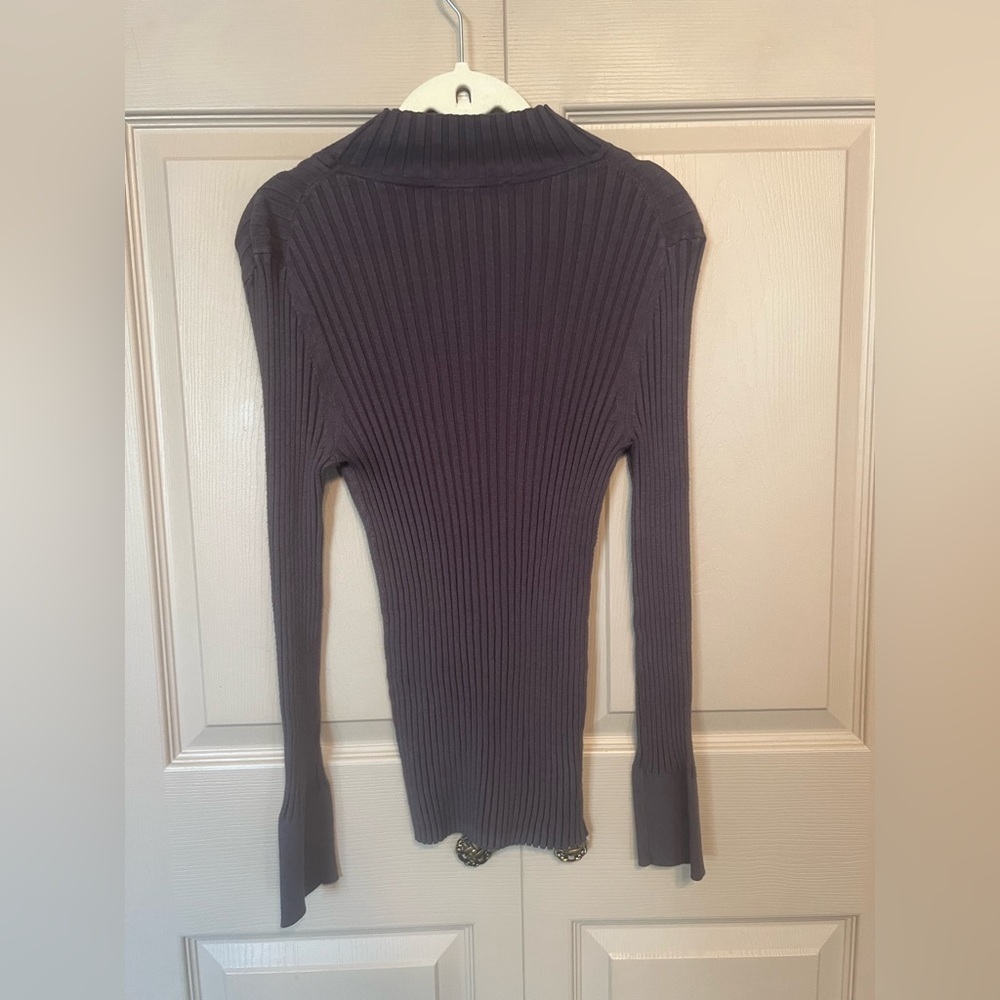 LOFT Gray Ribbed Sweater - Picture 2 of 7